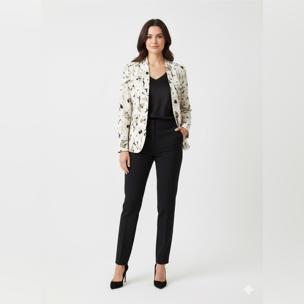 Sag Harbor Women's Cream and Black Patterned Blazer